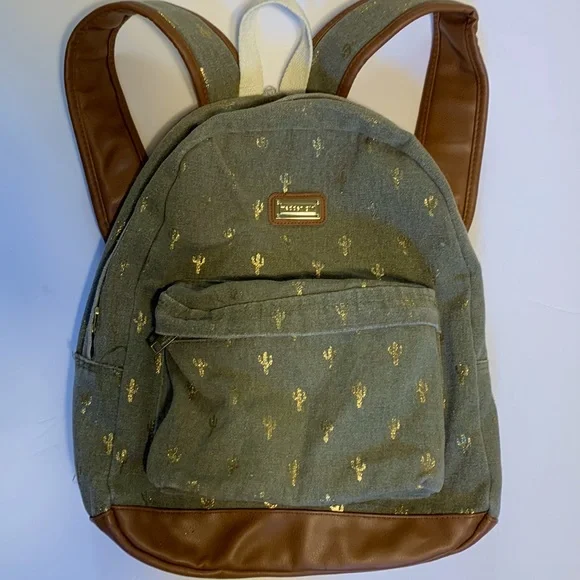 Madden Girl Backpack - Picture 1 of 6